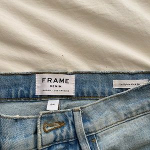 FRAME kick boot jeans size 24